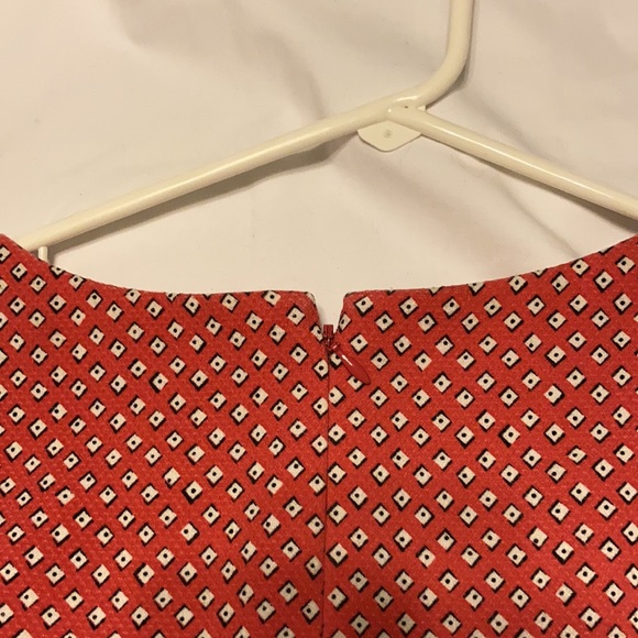 Limited Dress dark coral flattering style - Picture 3 of 7